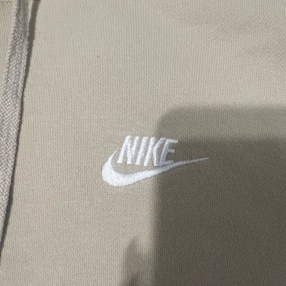 Nike Men's Tan Hoodie - Picture 8 of 9